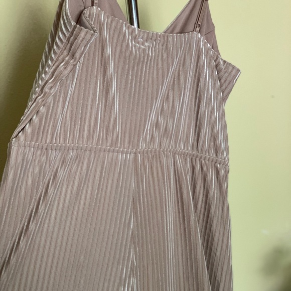 Jumpsuit - Picture 4 of 5